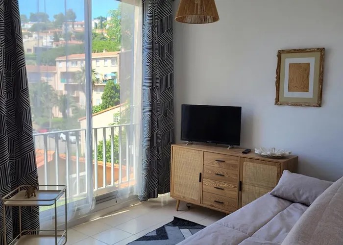 La Roussette Apartment